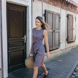 Linen Sleeveless Tie-Waist Midi Dress in Light Purple